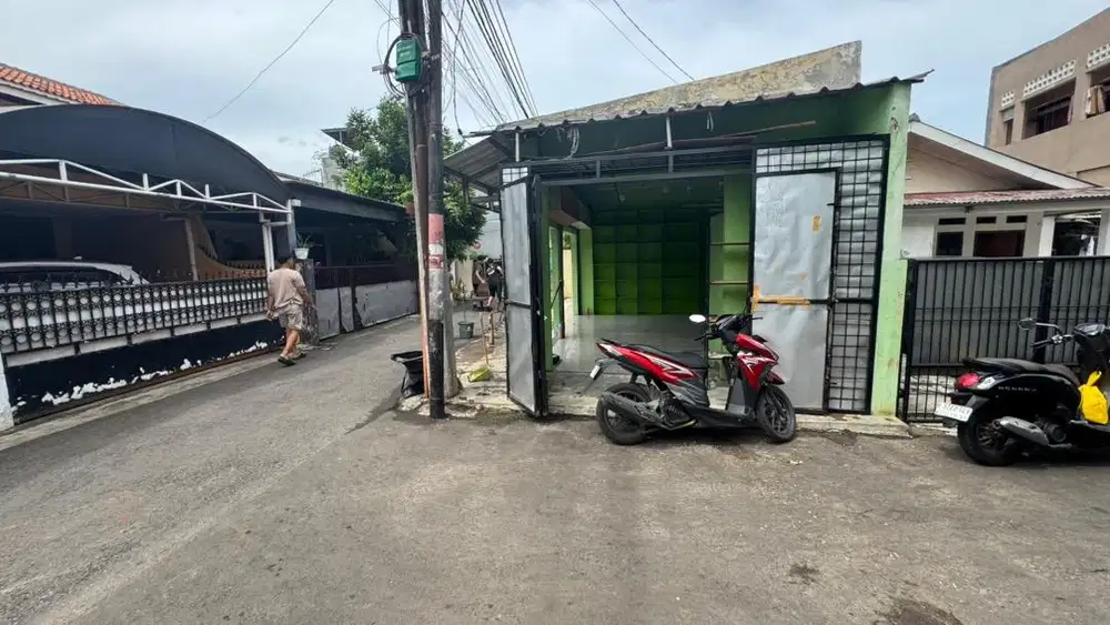 di sewakan toko strategis pinggir jalan