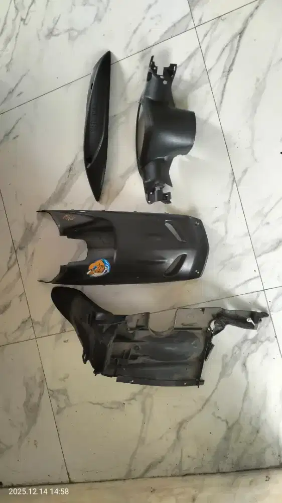 Cover knalpot spakboard cover mesin batok Mio smlel