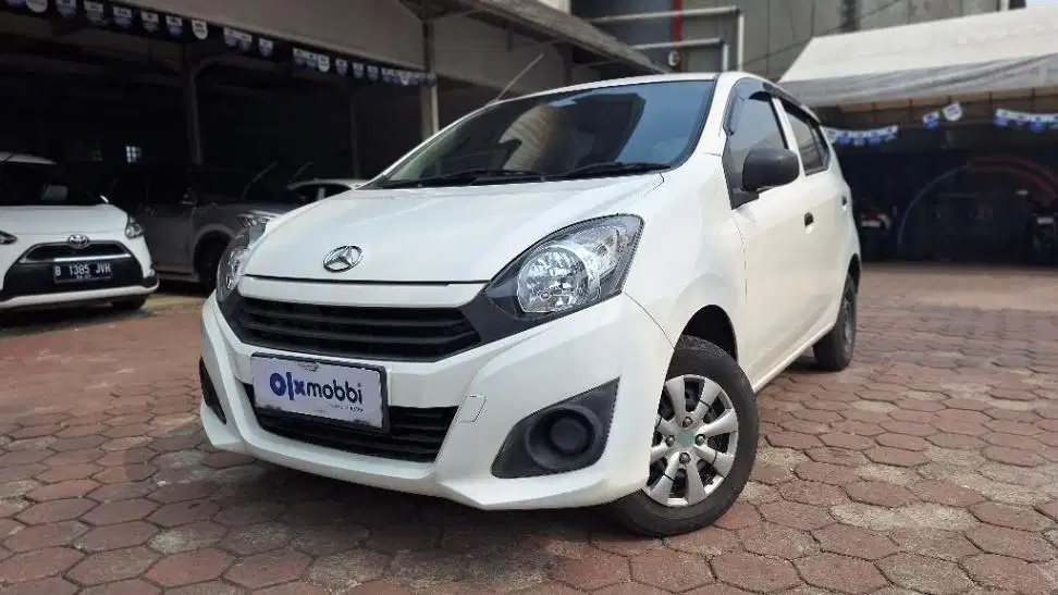 Like New Daihatsu Ayla Like New 1.0 D+ Bensin-MT 2022 Silver