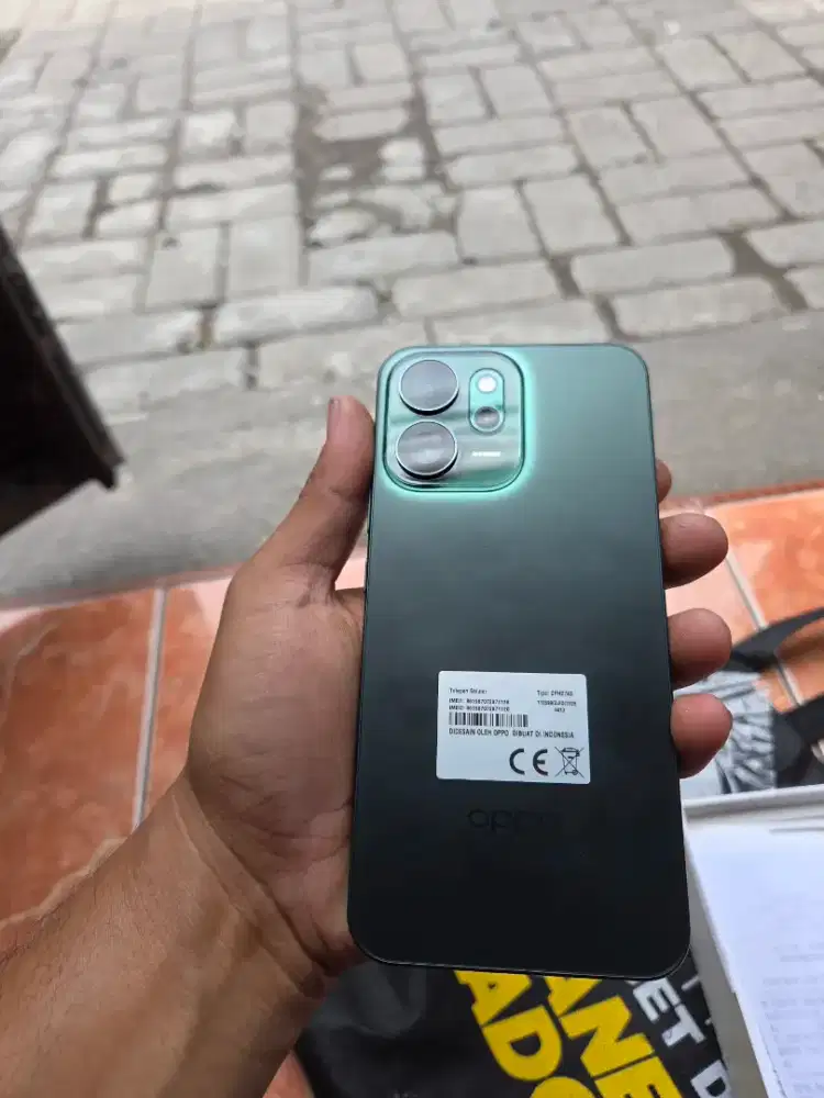 Oppo Reno 14 F 5G Ram 12 (256GB) warna Green
