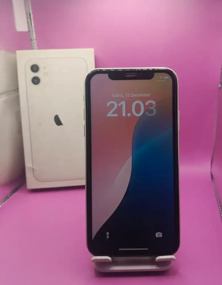IPHONE 11 128GB RESMI IBOX MULUS NORMAL FULLSHET 

BISA SEMUA KARTU A