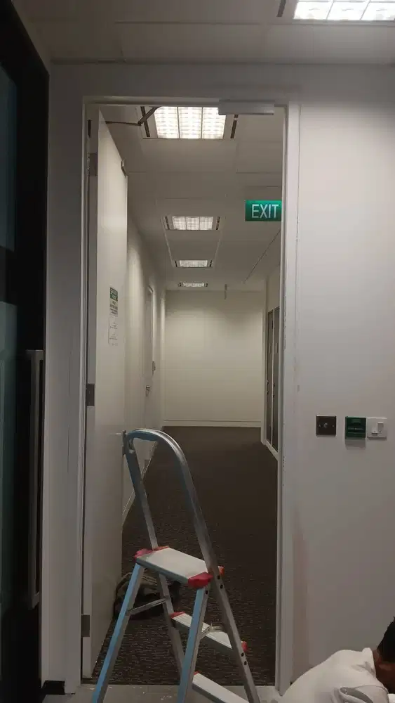 Pasang Partisi sekat Kantor Pakai Aluminium - Alumunium - GRC - Gypsum