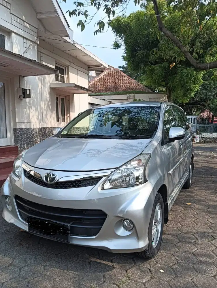 Avanza Veloz 1.5 M/T, Tangan Pertama - Terawat