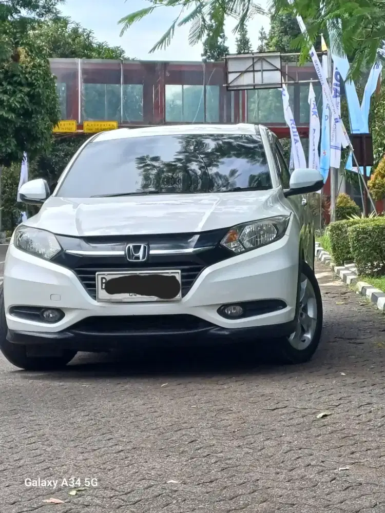 HONDA HRV type E matic 2016 putih