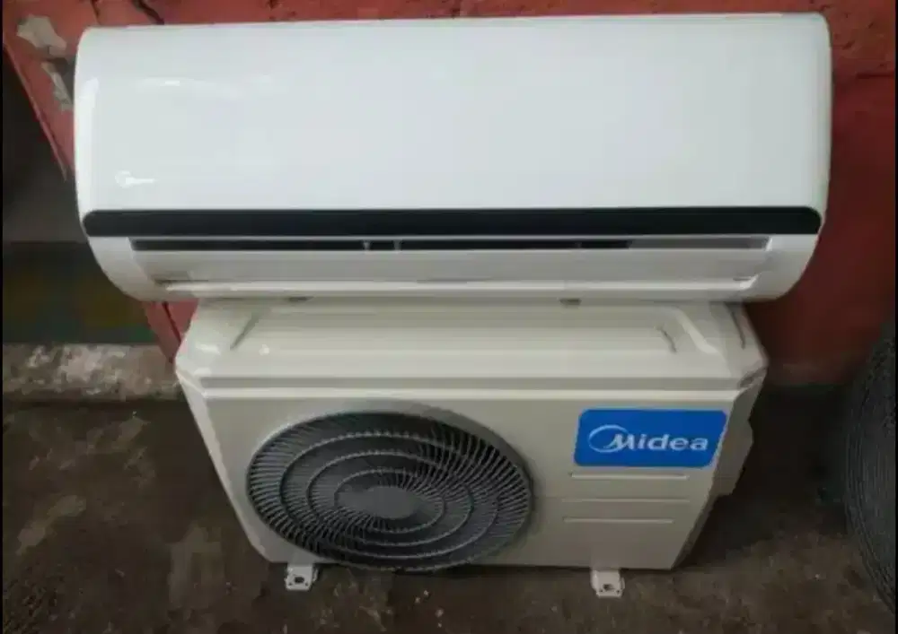 AC midea 1/2 Pk