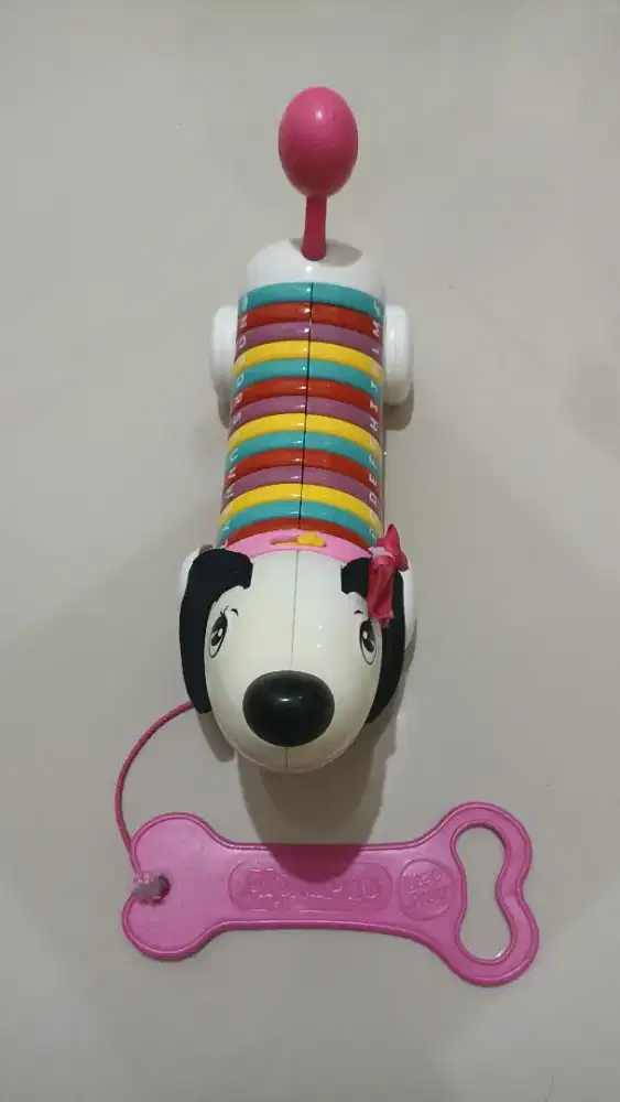 Mainan musik Alfabet