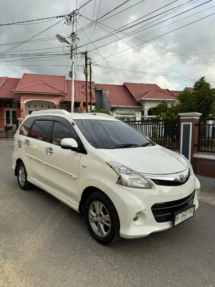 Dijual Avanza Veloz 1,5