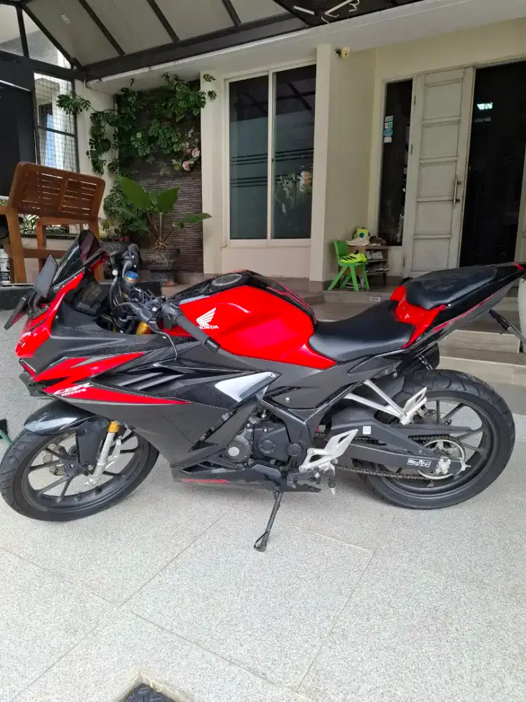 CBR 150R 2023 3K KM ABS
