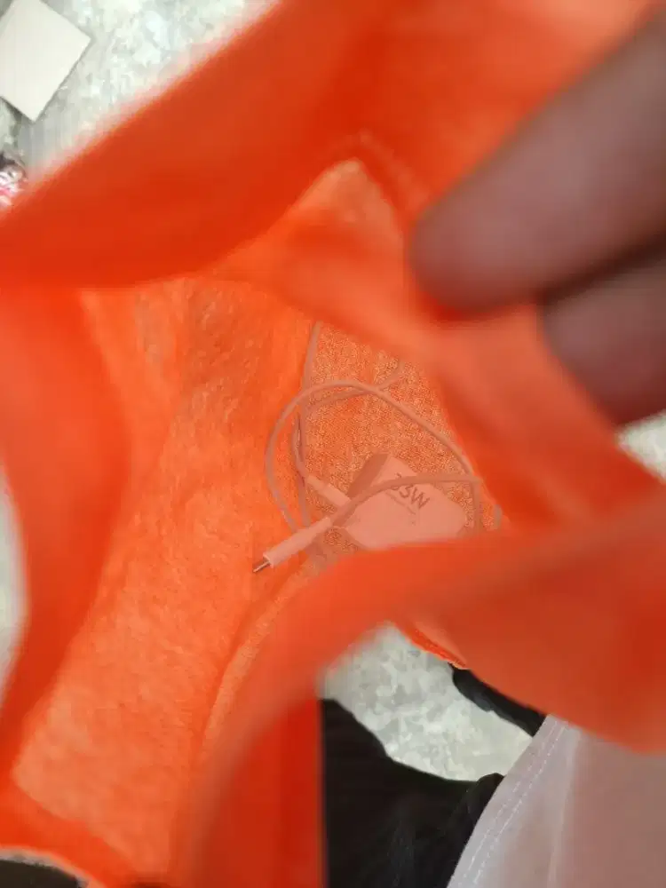 Jual cepat HP second masih 2 bulan