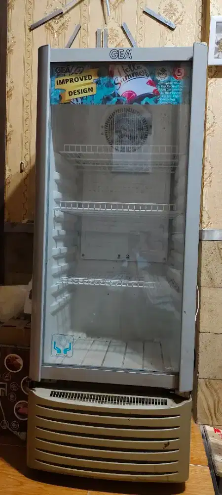 Dijual Showcase Merk GEA