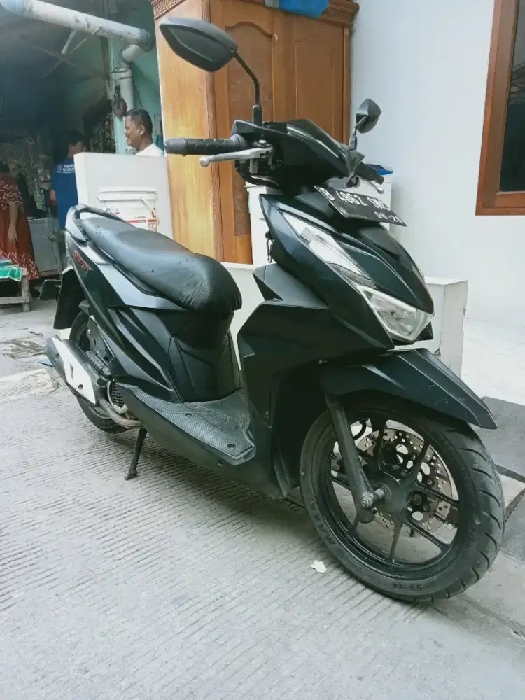 Beat deluxe 2021 di kapuk