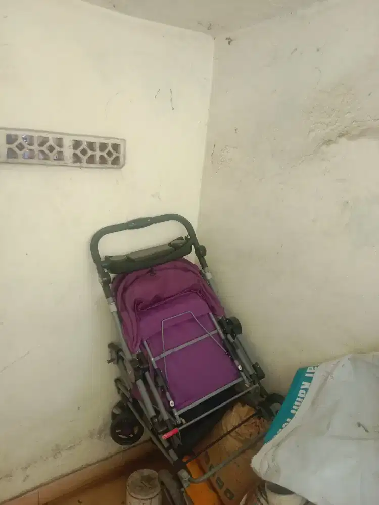 Stroller pliko minat bisikin aja gan!!!