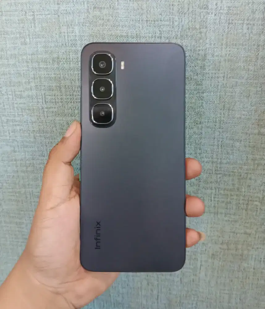 Infinix Hot 60i 8/256 Unit Only Hp Only Hp Aja Garansi On Agustus 2026