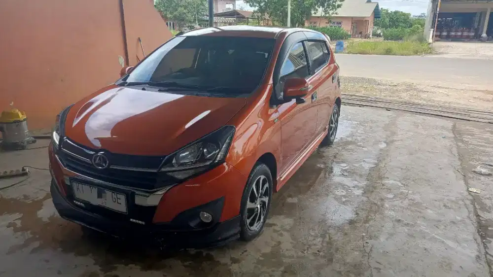 Daihatsu Ayla R Deluxe 1.2 Manual 2017