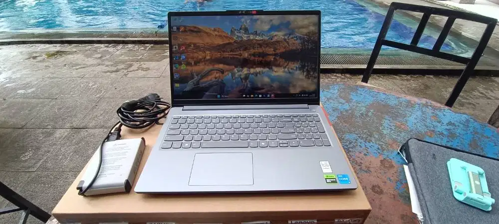 LENOVO LOQ ESSENTIAL Core I5 Bekas, Mulus, Garansi 1Tahun 7 Bulan