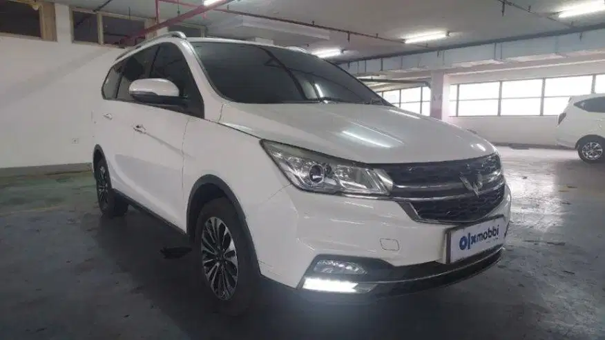 Like New TDP 8JT Wuling Cortez 1.5 CT Lux Bensin-AT 2022 Putih