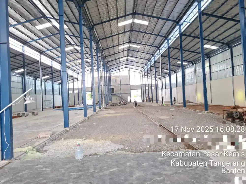 Gudang 4000 meter Akses Container di Pasar Kemis Tangerang