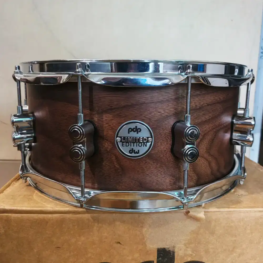 For Sale! Snare PDP by DW Drums limited Edition Maple/Walnut 14x6,5