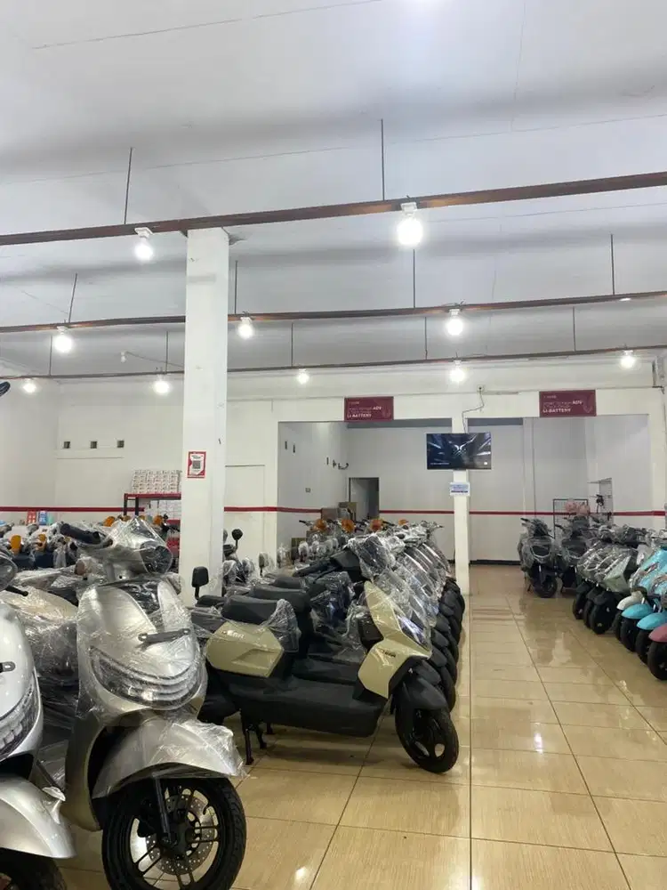 Sepada dan motor listrik uwinfly