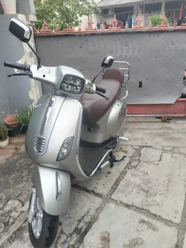 Di jual motor listrik Uwinfly T3 barang istimewa km baru 2300an