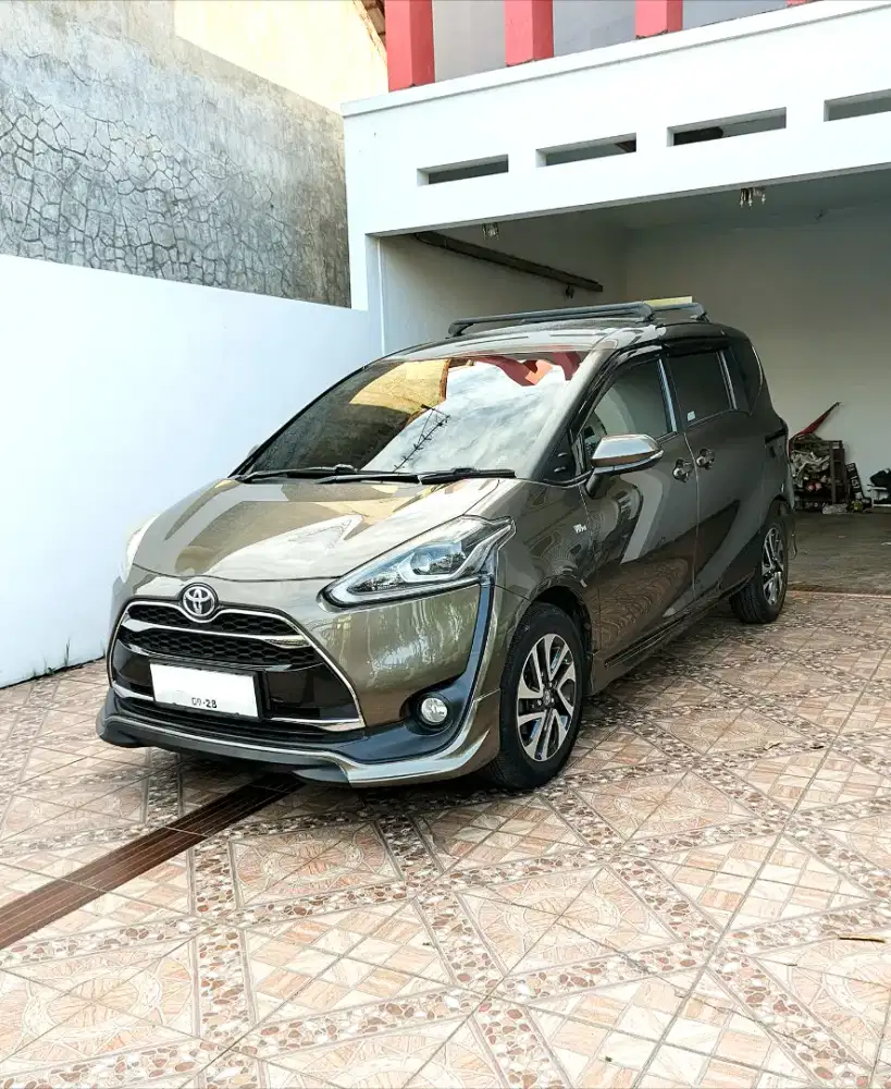 Toyota Sienta tipe Q matic tahun 2026