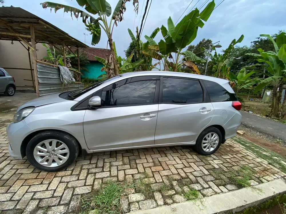 Honda Mobilio 2015 Bensin