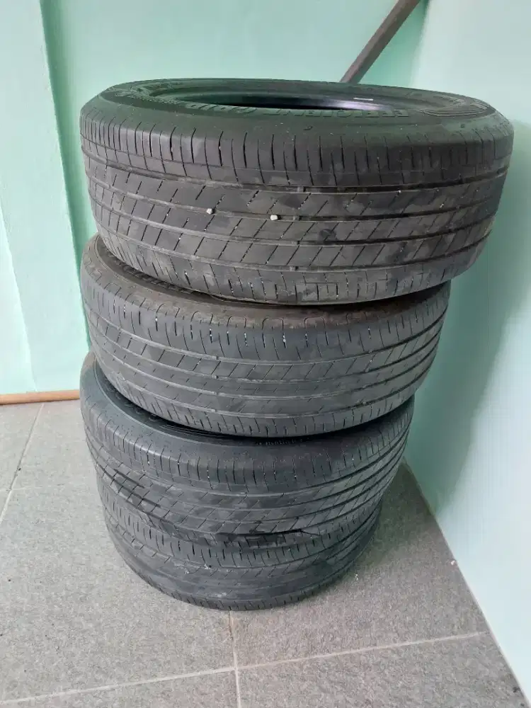 Di Jual Ban Bekas angkut sendiri