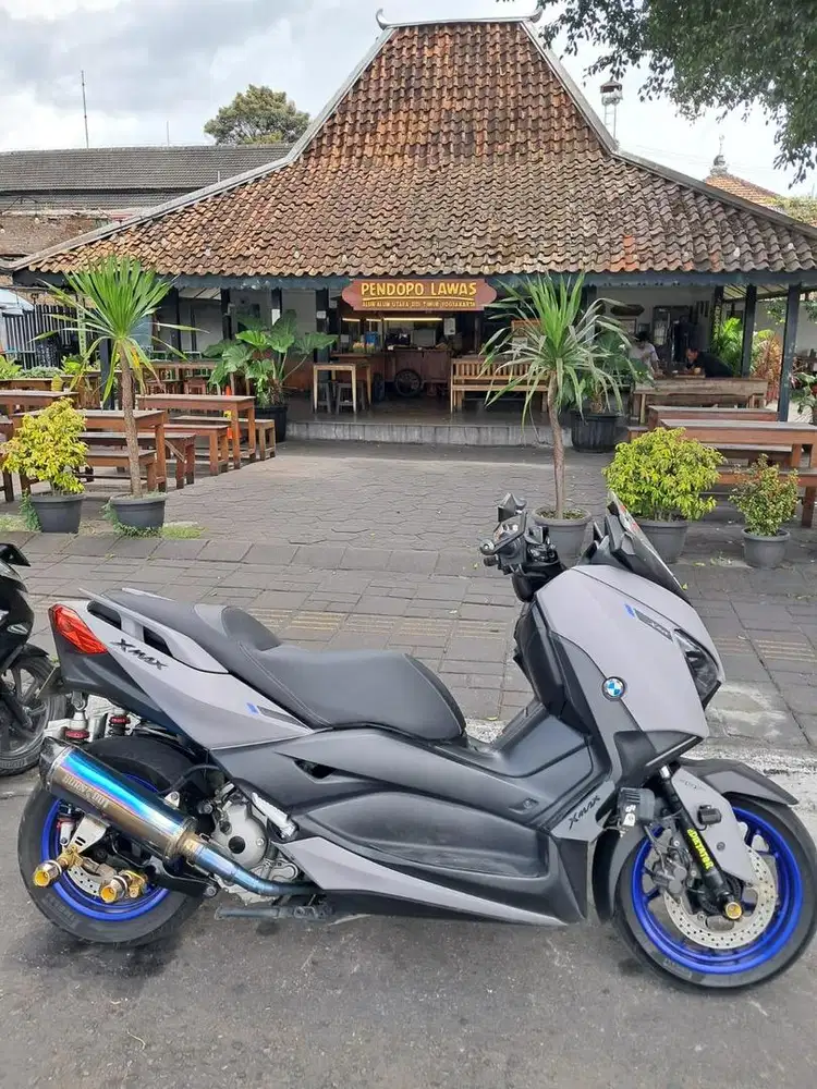 YAMAHA XMAX 250cc
