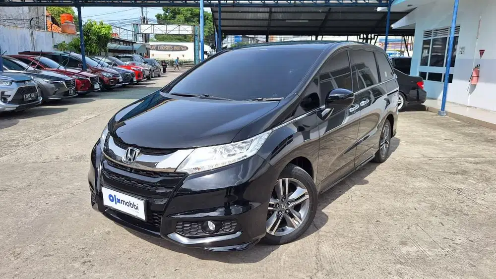 Pajak Panjang - Honda Odyssey 2.4 E Bensin-AT 2017