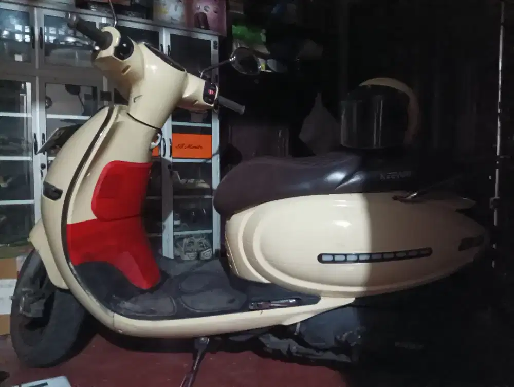 Jual motor benelli keeway shiny 150