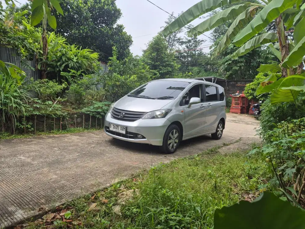 Honda Freed Sd 2011 Matic At Ganjil