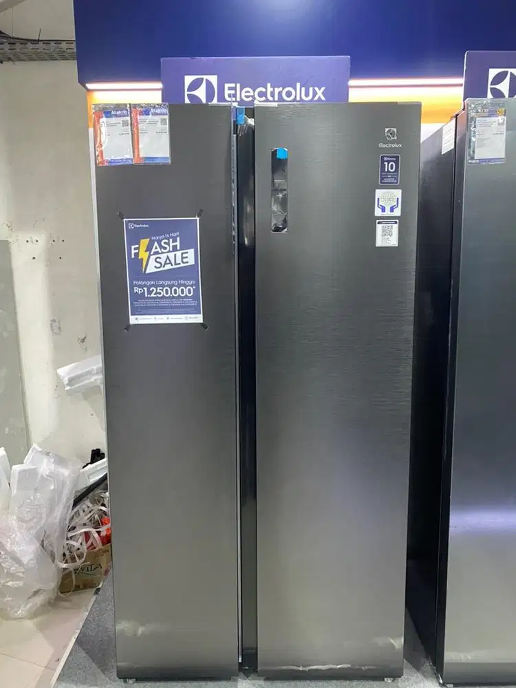 Electrolux Kulkas Side by Side