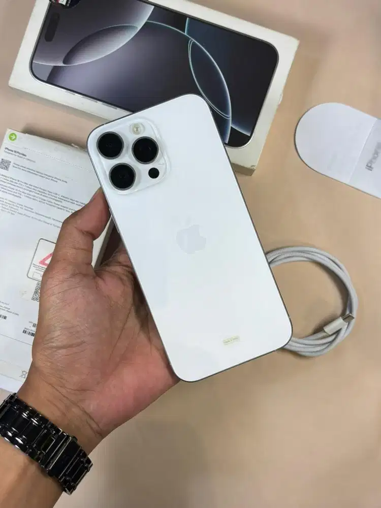 iPhone 16 Pro Max 256GB BH99 Resmi (White)