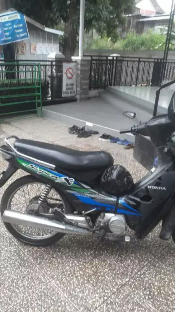 supra 2003 (2,5jt)nego pjk off