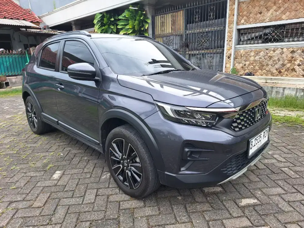 WRV RS CVT Honda Sensing 2023/2024