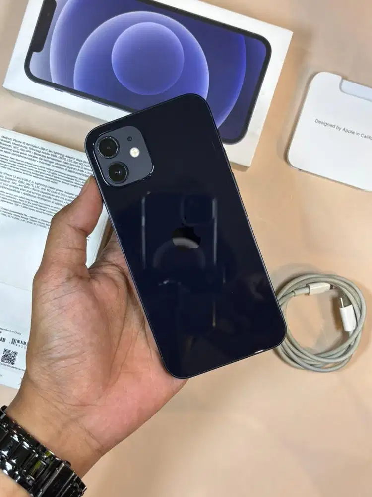 iPhone 12 128GB BH88 Resmi (Black)
