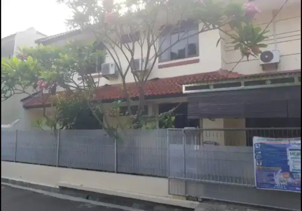 RUMAH MEWAH DI PONDOK KELAPA