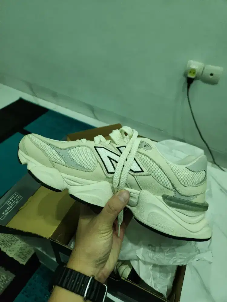 Sepatu New Balance 9060