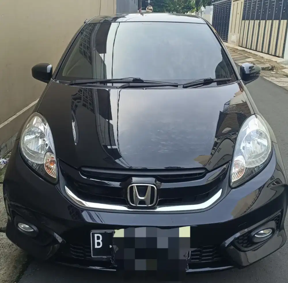 Honda brio satya 2017  AT low km