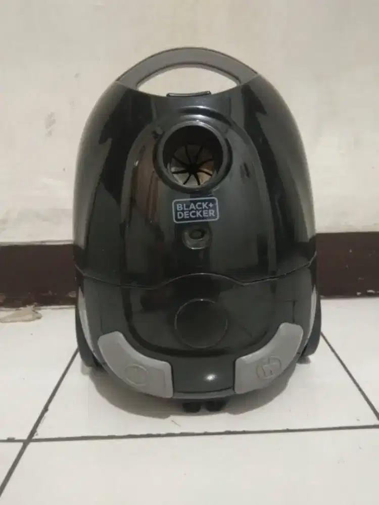 Vacum cleaner Black+Decker A2B650-B1