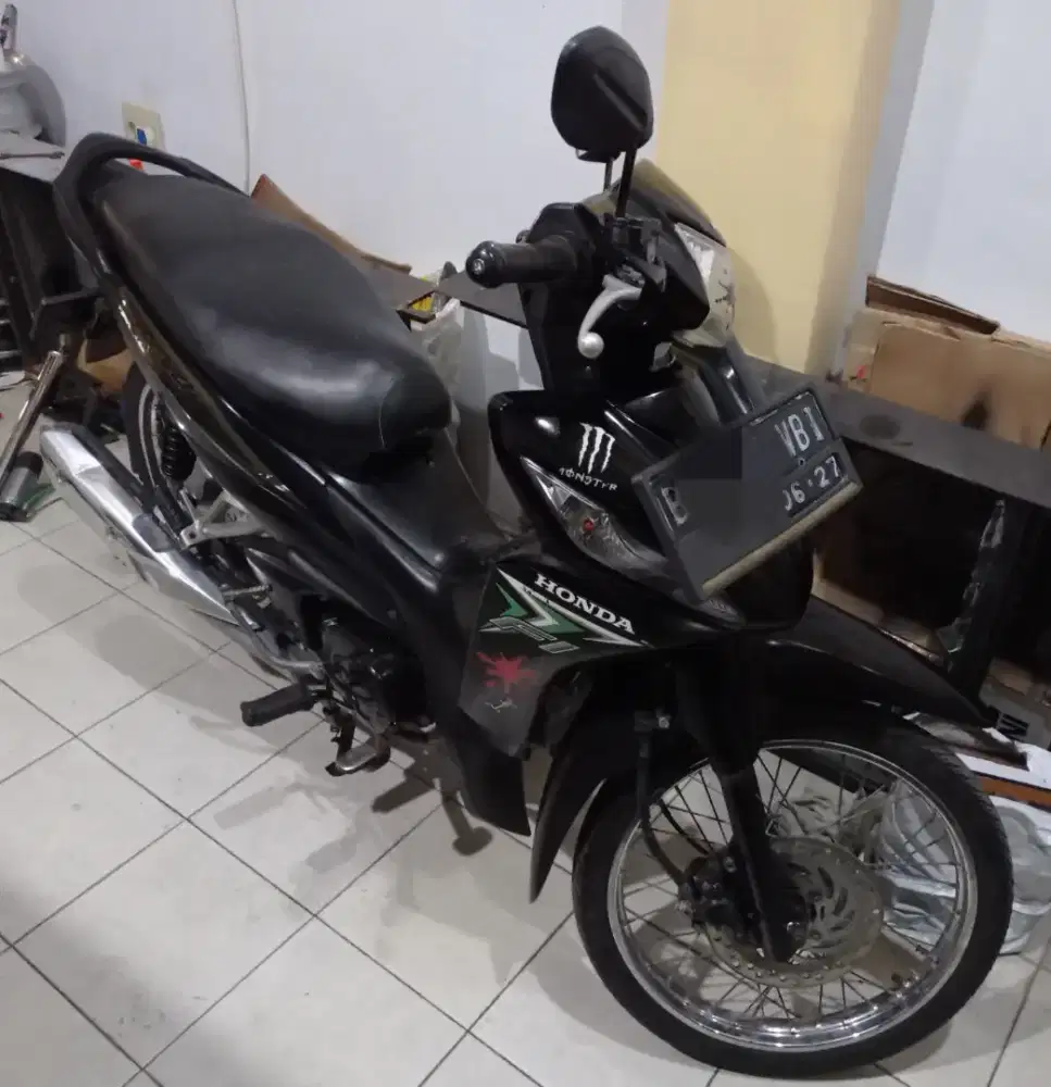 Dijual cepat 2 unit honda revo fit 2017&2023