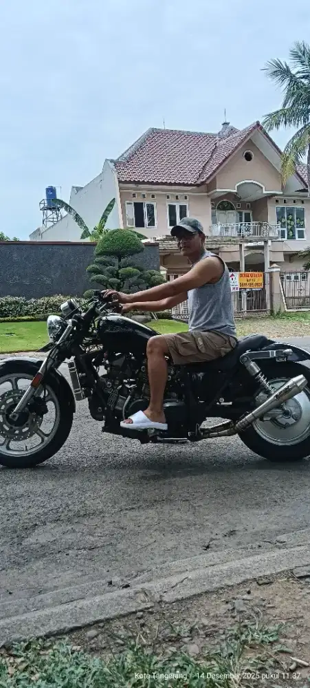 dijual honda magna 750cc v4 mesin sehat ban bagus oli baru