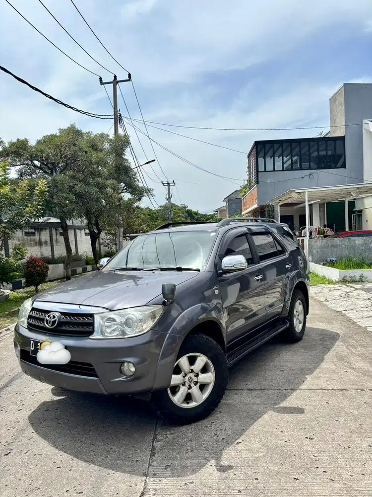 Toyota Fortuner 2010 Diesel
