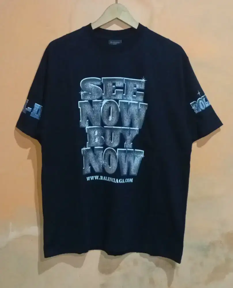 BALENCIAGA SEE NOW BUY NOW TSHIRT BLACK