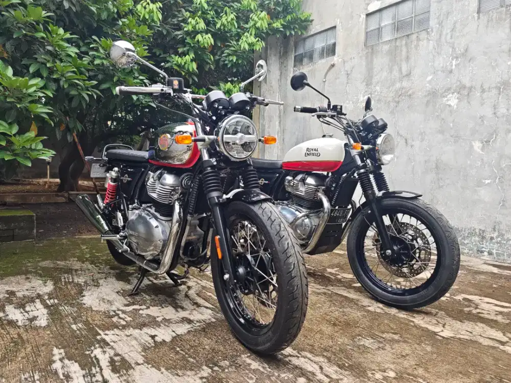 Bs Kredit/TT Royal Enfield Interceptor 650 low KM Super Meteor Modif