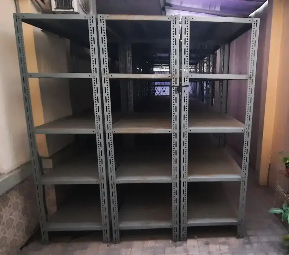 RAK BESI SIKU 5 SUSUN LION METAL T200×L60×P100 - PUTIH