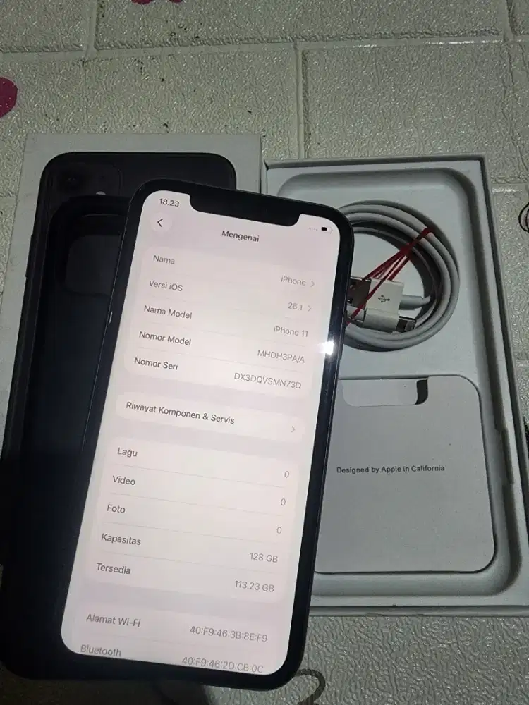 Iphone 11 128gb ex ibox warna black