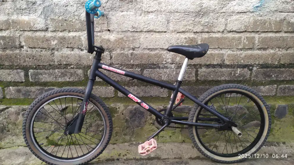 Sepeda ukuran 20 rem terpedo