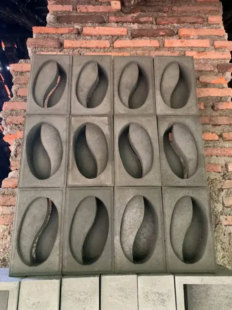 Roster beton minimalis