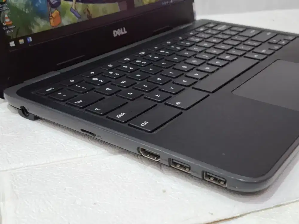 Laptop Asus X455LF Prosesor Intel Core i5-5200U/Ram 4GB/SSD 512GB